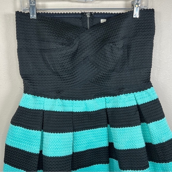 LARGE JUNIORS STRIPED STRAPLESS DRESS BLACK MINT GREEN STRETCH EVENT PARTY - Picture 2 of 8